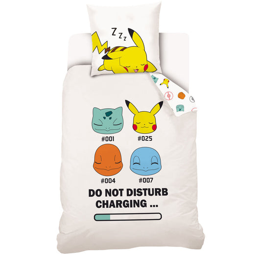 Παπλωματοθήκη Pokémon με κοιμισμένο Pikachu, Bulbasaur, Charmander, Squirtle και κείμενο DO NOT DISTURB CHARGING